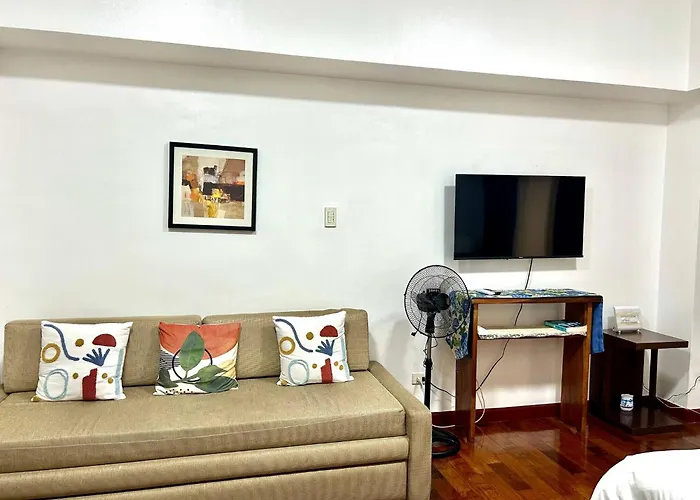 14m Lovely Near Greenbelt * Manila