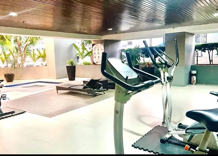 14m Lovely Near Greenbelt